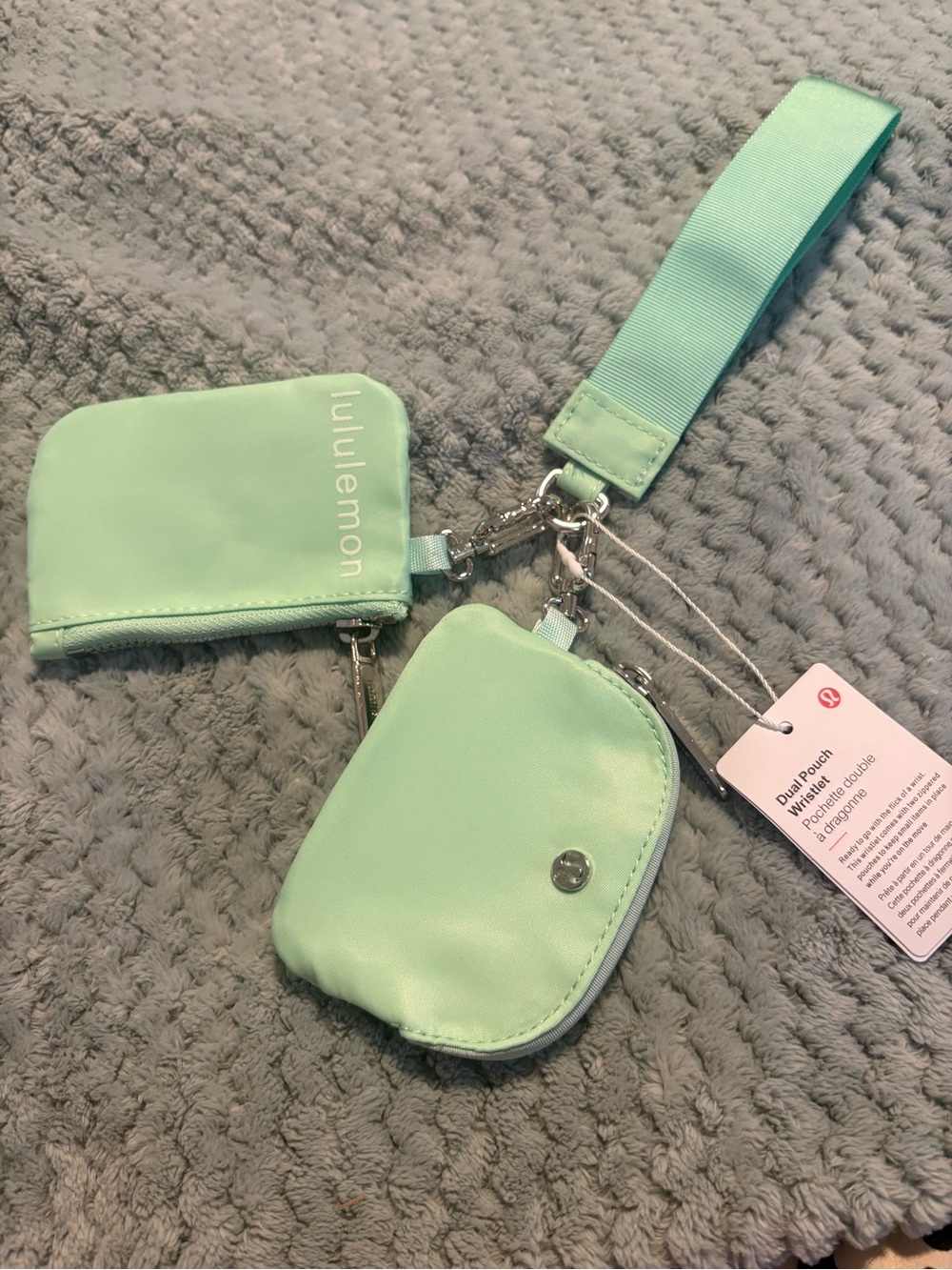 lululemon athletica mint green wristlet pouch set
